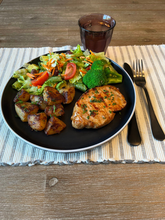 Côtelettes de porc cuites sur le BBQ à la marinade express à l’érable et Dijon